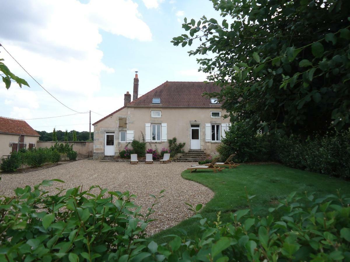 La Maison Du Puits Entrains-sur-Nohain Exterior foto