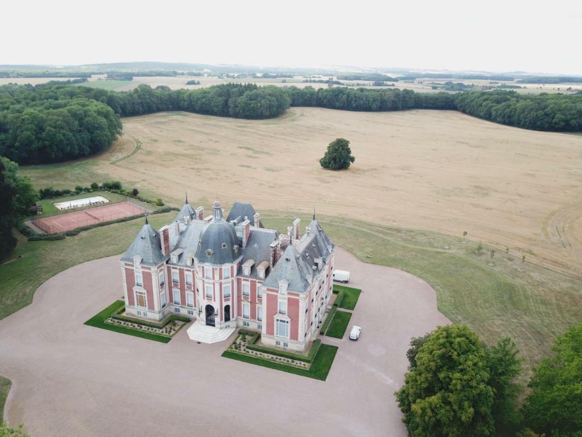 La Maison Du Puits Entrains-sur-Nohain Exterior foto